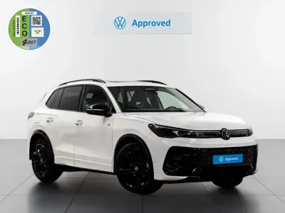 Usado VW Tiguan R-line 150 CV (110 kW) 2025 Blanco SUV