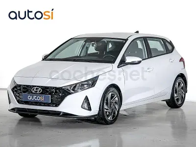 Usado Hyundai i20 100 CV (73 kW) 2022 Blanco Utilitario