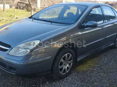 Usado Citroën C5 117 HP (86 kW) 2002 Cinzento Sedan