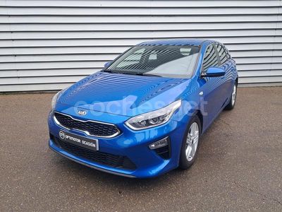 Usado Kia Ceed 100 CV (73 kW) 2021 Azul Utilitario