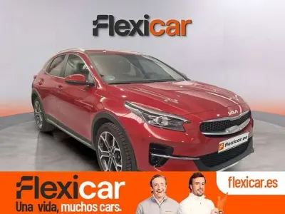 Usado Kia XCeed 120 CV (88 kW) 2022 Rojo SUV