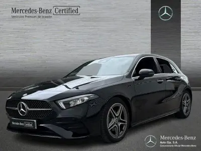 Usado Mercedes A180 136 CV (100 kW) 2025 Negro noche