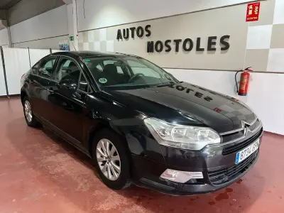 Usado Citroën C5 Exclusive 138 HP (101 kW) 2009 Preto Sedan