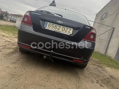 Negro Usado 2006 Ford Mondeo Trend Berlina | 3000 € (Precio justo)