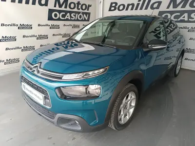 Usado Citroën C4 Cactus Feel 99 HP (72 kW) 2019 Verde Citadino