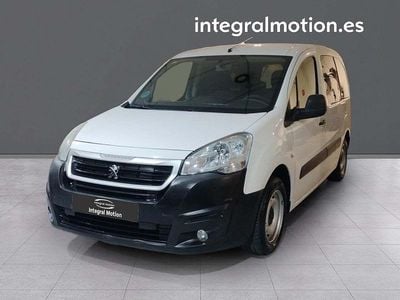 Usado Peugeot Partner Tepee Access 74 CV (54 kW) 2018 Blanco Monovolumen
