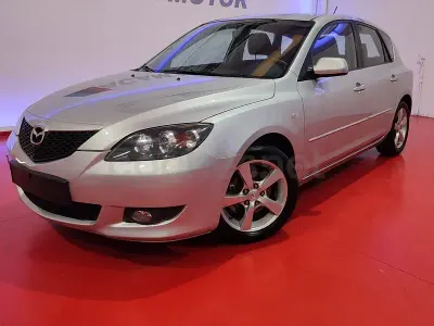 Usado Mazda 3 Active 105 CV (77 kW) 2004 Gris / plata Berlina