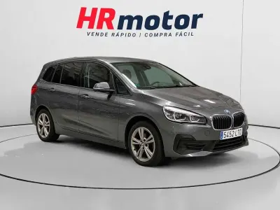 Usado BMW 218 Gran Tourer 136 CV (100 kW) 2021 Blanco Monovolumen