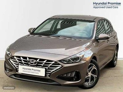 Marrón Usado 2023 Hyundai i30 | 23.400 € (Caro)