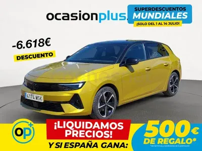 Usado Opel Astra 130 CV (95 kW) 2024 Amarillo Berlina