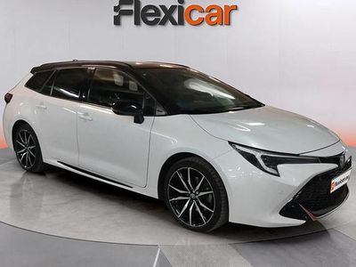 Usado Toyota Corolla Sport 196 CV (144 kW) 2024 Blanco Familiar