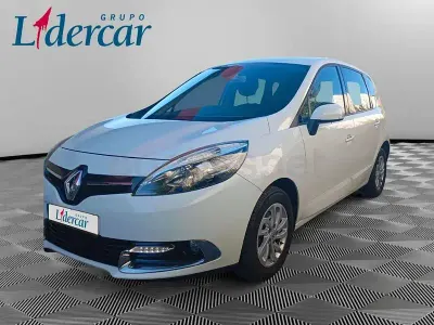 Usado Renault Scénic Dynamique 110 CV (80 kW) 2014 Blanco Monovolumen