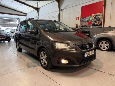 Usado Seat Alhambra Ecomotive 140 CV (102 kW) 2015 Beige Monovolumen