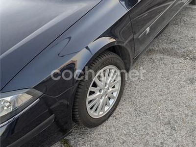 Begagnad Renault Laguna III Authentique 110 HK (80 kW) 2007 Blå Sedan