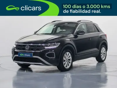 Usado VW T-Roc Life 110 CV (80 kW) 2022 Negro SUV