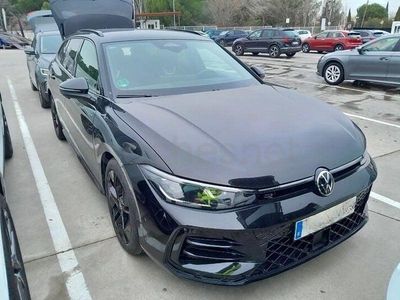 Usado VW Passat R-line 150 CV (110 kW) 2024 Negro Familiar