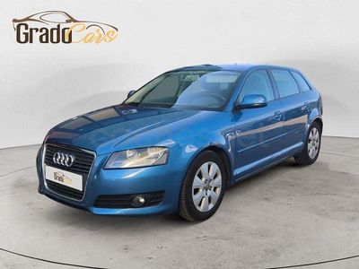 Usado Audi A3 Attraction 105 CV (77 kW) 2009 Azul Utilitario