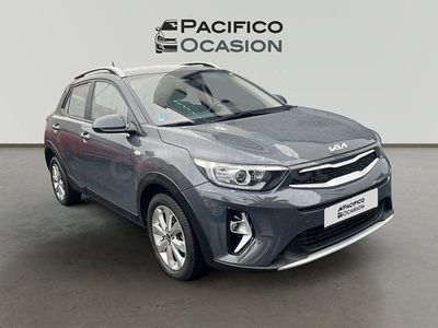 Usado Kia Stonic Plus 100 CV (73 kW) 2022 Gris / plata SUV