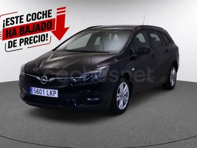 Usado Opel Astra Ultimate 145 CV (106 kW) 2020 Negro Familiar