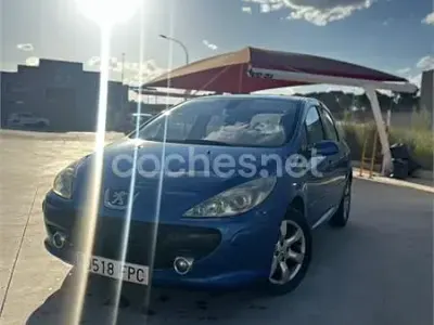 Usado Peugeot 307 110 HP (80 kW) 2007 Azul Sedan