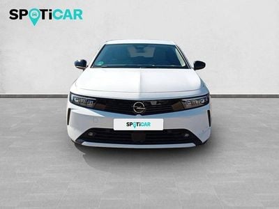 Usado Opel Astra Edition 130 CV (95 kW) 2025 Blanco Berlina