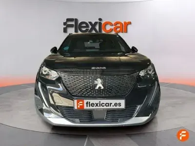 Usado Peugeot 2008 Active 100 CV (73 kW) 2023 Negro SUV