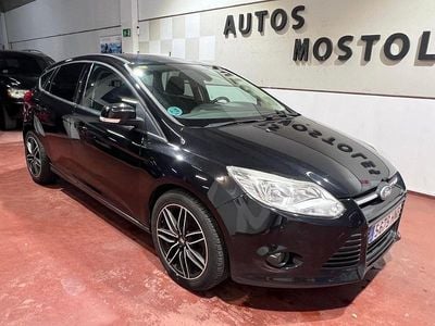 Negro Usado 2012 Ford Focus Trend Berlina | 5995 € (Buen precio)