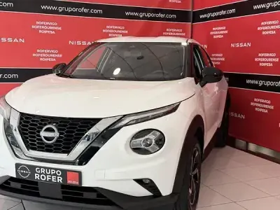 Usado Nissan Juke Acenta 114 CV (83 kW) 2023 Sapporo white (sólido) SUV