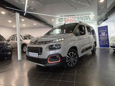 Usado Citroën Berlingo Shine 131 CV (96 kW) 2019 Gris / plata Monovolumen