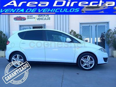 Usado Seat Altea Style 105 CV (77 kW) 2013 Blanco Monovolumen