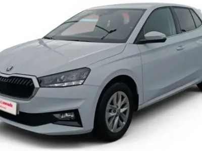 Usado Skoda Fabia Selection 80 CV (58 kW) 2024 Blanco Utilitario