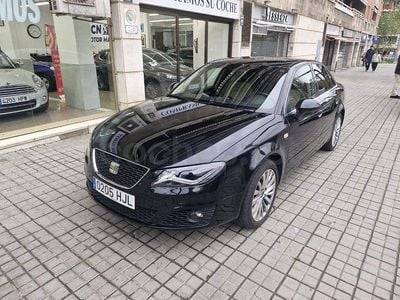 Usado Seat Exeo Reference 143 CV (105 kW) 2012 Negro Familiar