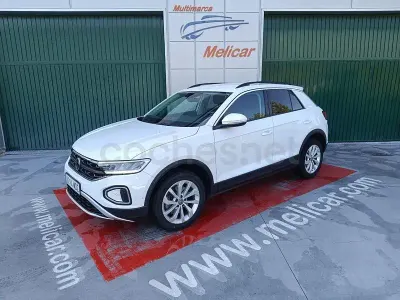 Usado VW T-Roc Life 150 CV (110 kW) 2023 Blanco SUV