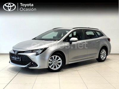 Gris / plata Usado 2024 Toyota Corolla Active Familiar | 26.900 € (Caro)