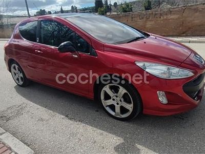Usado Peugeot 308 GTi 136 CV (100 kW) 2008 Granate Berlina