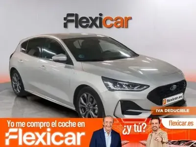 Usado Ford Focus ST-Line 155 CV (114 kW) 2024 Gris Berlina