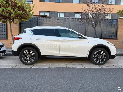 Usado Infiniti QX30 Premium 170 CV (125 kW) 2019 Blanco SUV