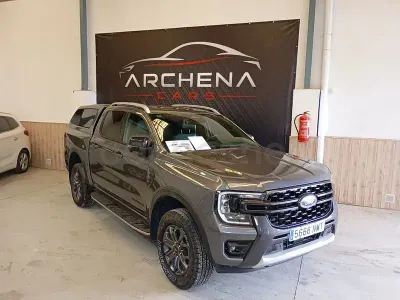 Usado Ford Ranger Wildtrack 205 CV (150 kW) 2024 Gris / plata Pickup/Camioneta