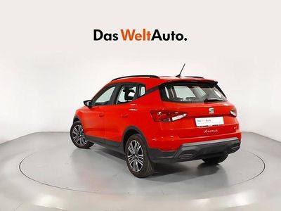 Usado Seat Arona Style 110 CV (80 kW) 2022 Rojo SUV