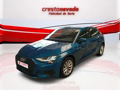 Usado Audi A3 Premium 110 CV (80 kW) 2022 Azul Berlina