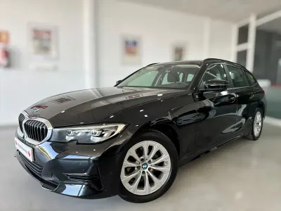 Usado BMW 318 Comfort Edition 150 CV (110 kW) 2022 Negro Familiar