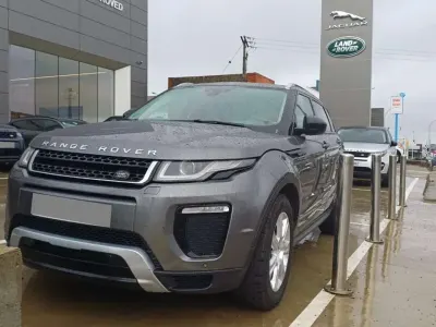 Usado Land Rover Range Rover evoque SE Dynamic 150 CV (110 kW) 2017 Gris / plata SUV