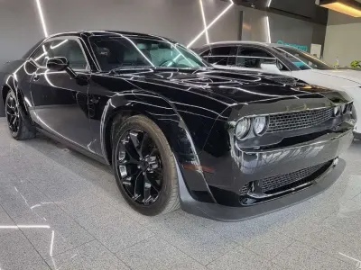Käytetty Dodge Challenger 374 HP (275 kW) 2022 Musta Coupe - kaksiovinen