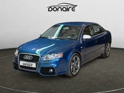 Usado Audi A4 205 CV (150 kW) 2006 Azul Berlina