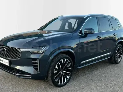 Usado Volvo XC90 Plus 250 CV (183 kW) 2025 Azul SUV