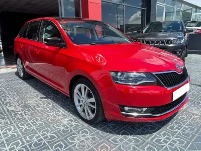 Käytetty Skoda Rapid Style 116 HP (85 kW) 2019 Punainen Viistoperä