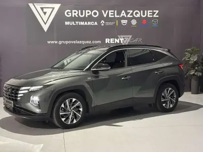 Usado Hyundai Tucson 136 CV (100 kW) 2021 Gris SUV