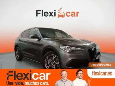 Usado Alfa Romeo Stelvio Sprint 190 CV (139 kW) 2022 Gris SUV
