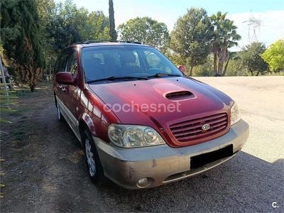 Usado Kia Carnival LX 144 CV (105 kW) 2004 Granate Monovolumen