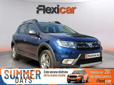 Usado Dacia Sandero Comfort 90 CV (66 kW) 2019 Azul Utilitario